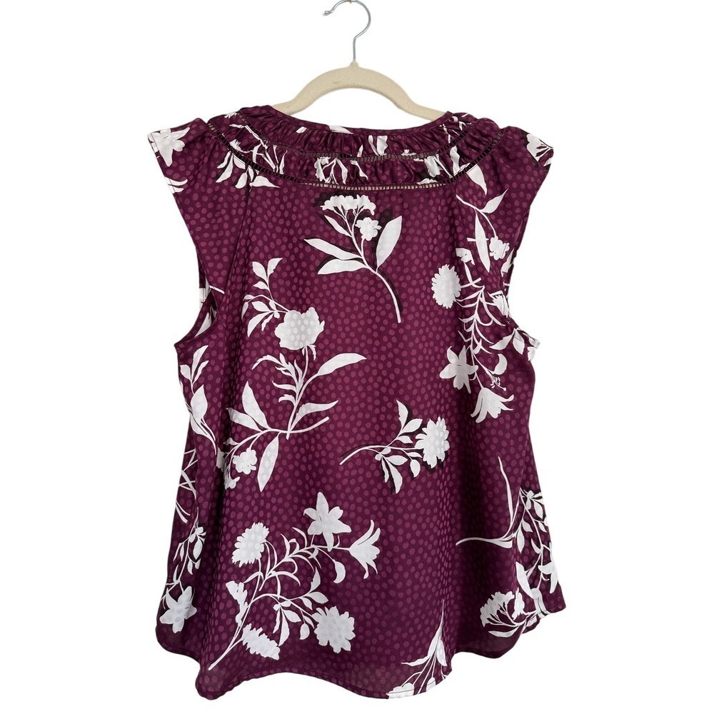 Ann Taylor Floral Cap Sleeve Blouse Size Medium Plum - Picture 2 of 6